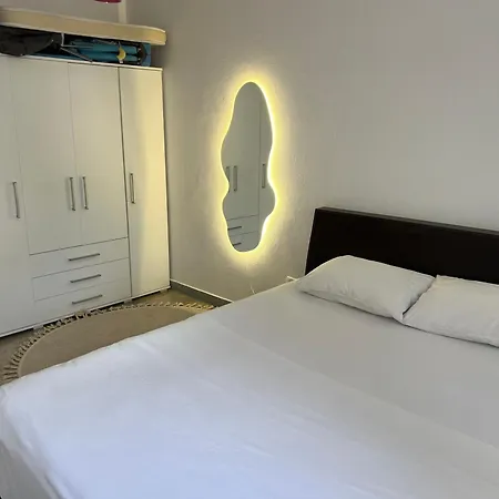 Apartment Ali Demi Tirana