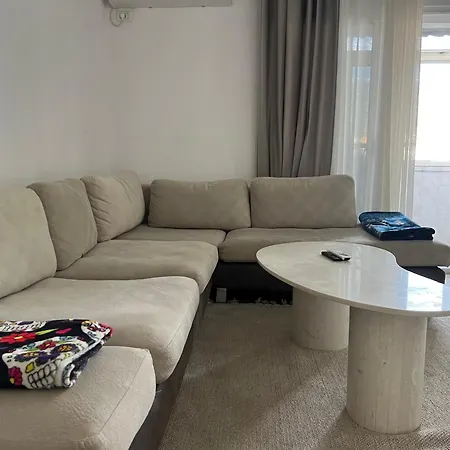 Ali Demi Apartment